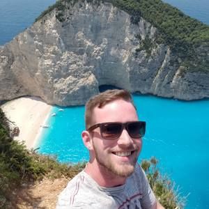 Meet your Posher, Zac